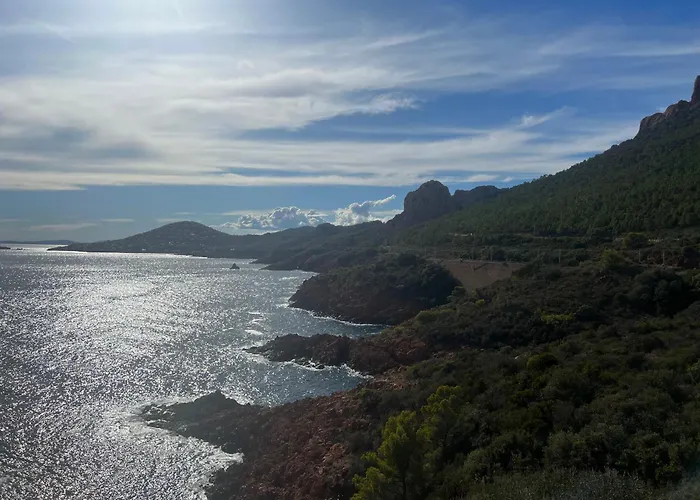 Le Grand Large - Bord De Mer- Antheor Saint-Raphael (Var)
