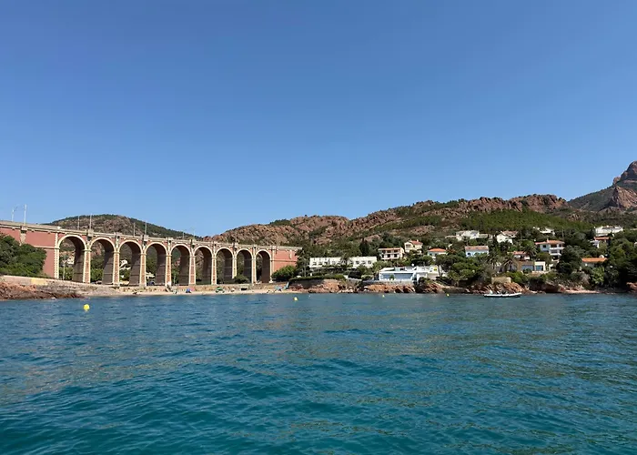 Le Grand Large - Bord De Mer- Antheor Saint-Raphael (Var)